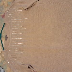 Roz & Ali sweater, sz XL, Color Beige, 3/4 " sleeves with cuff,Silver metal top